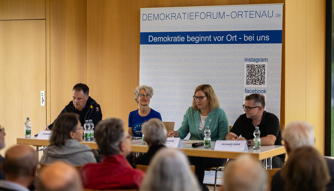 Demokartieforum-Ortenau-Podium Aufkatveranstaltung